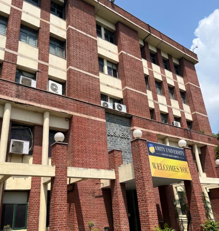 Amity University Greater Noida Academic photo 2